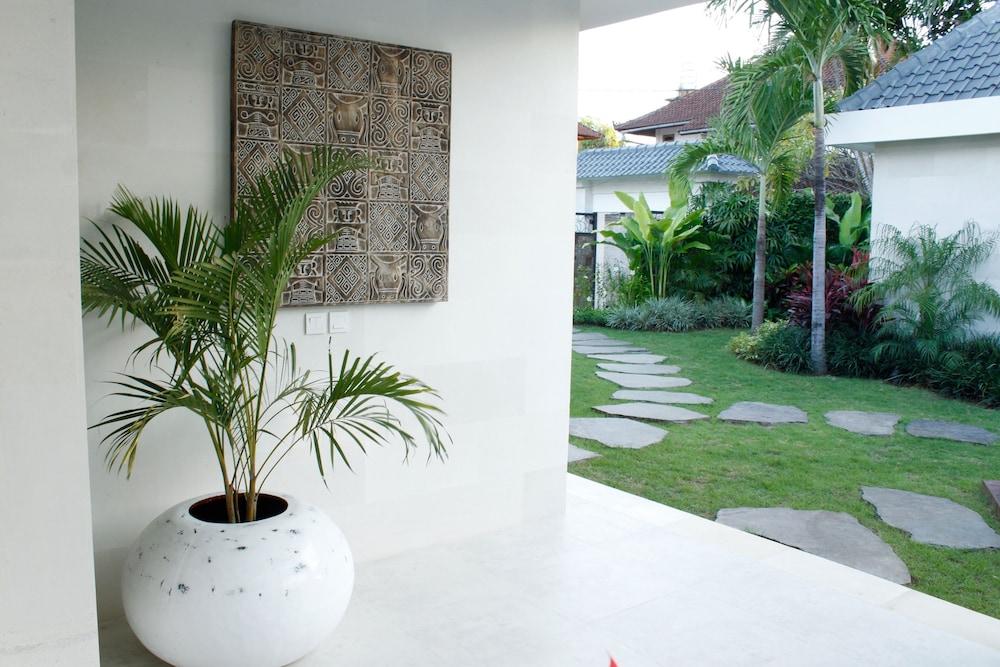 Seminyak White Design Villa Dış mekan fotoğraf